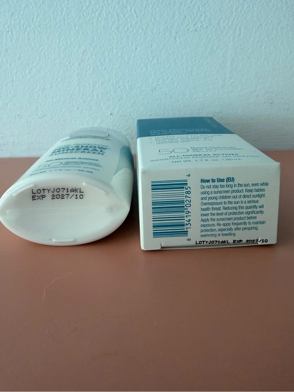 Colorescience Total Protection No-Show Mineral Sunscreen SPF 50 NIB 1.7 oz - Picture 5 of 5